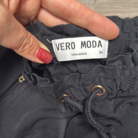 Vero moda jogger style black pants size 34 Euro - Picture 6 of 10